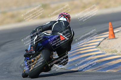 media/Apr-10-2022-SoCal Trackdays (Sun) [[f104b12566]]/Turn 11 Backside (945am)/